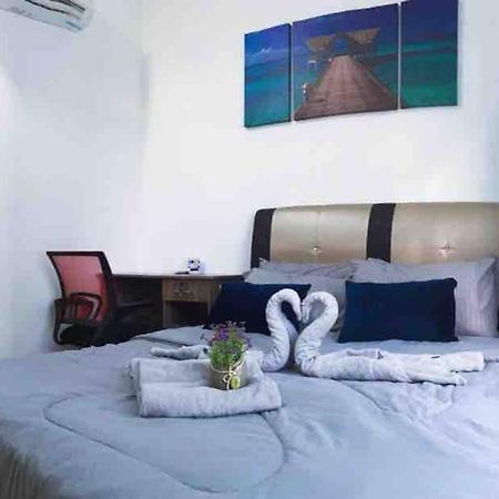 盛婷民宿a S&Thomez 2Bedrooms Mesamall Wifi Klia Usim Miu Inti Nu Nilai Esterno foto
