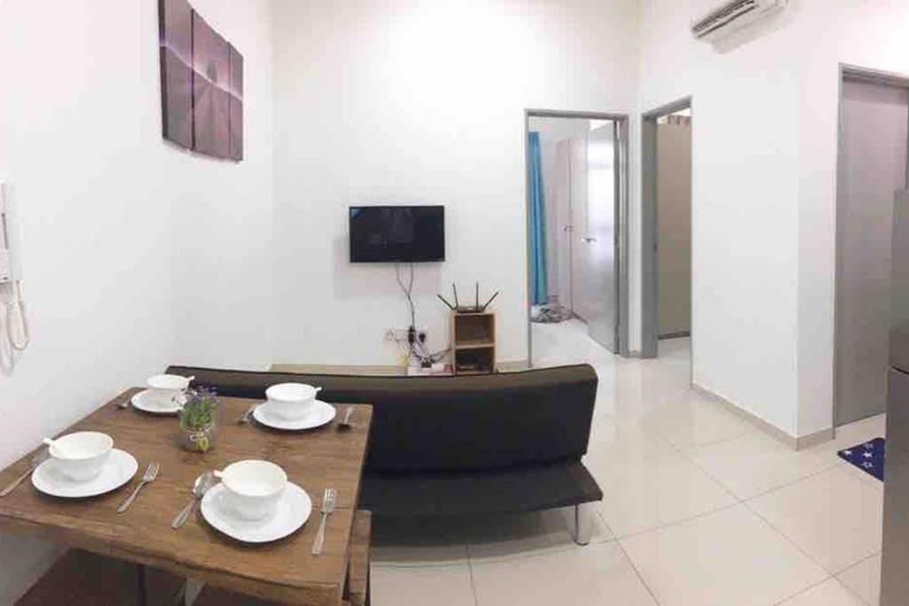 盛婷民宿a S&Thomez 2Bedrooms Mesamall Wifi Klia Usim Miu Inti Nu Nilai Esterno foto