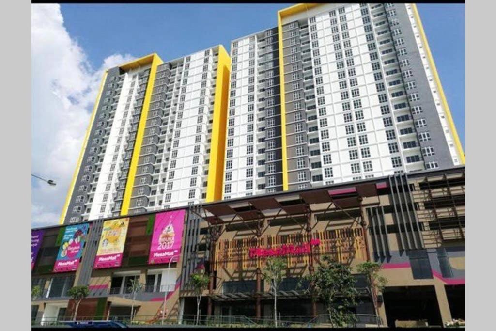 盛婷民宿a S&Thomez 2Bedrooms Mesamall Wifi Klia Usim Miu Inti Nu Nilai Esterno foto
