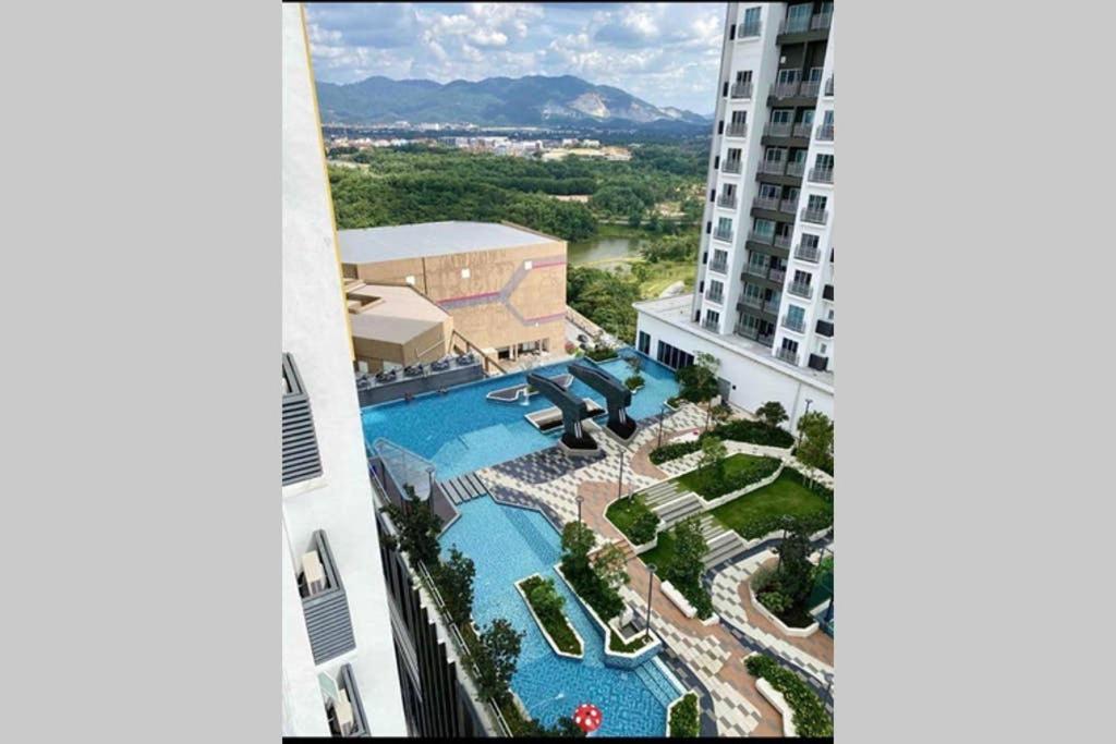 盛婷民宿a S&Thomez 2Bedrooms Mesamall Wifi Klia Usim Miu Inti Nu Nilai Esterno foto