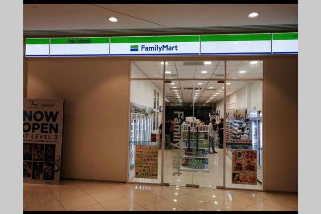盛婷民宿a S&Thomez 2Bedrooms Mesamall Wifi Klia Usim Miu Inti Nu Nilai Esterno foto