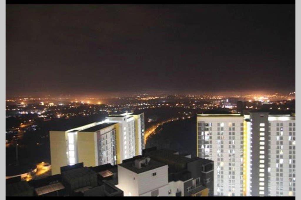 盛婷民宿a S&Thomez 2Bedrooms Mesamall Wifi Klia Usim Miu Inti Nu Nilai Esterno foto