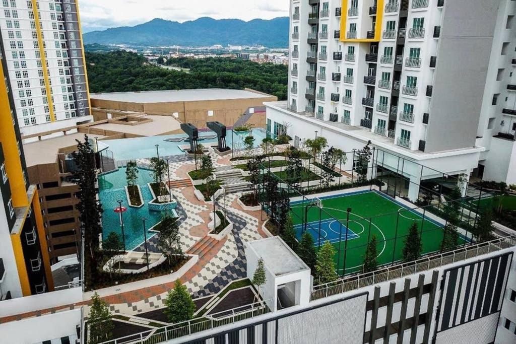 盛婷民宿a S&Thomez 2Bedrooms Mesamall Wifi Klia Usim Miu Inti Nu Nilai Esterno foto